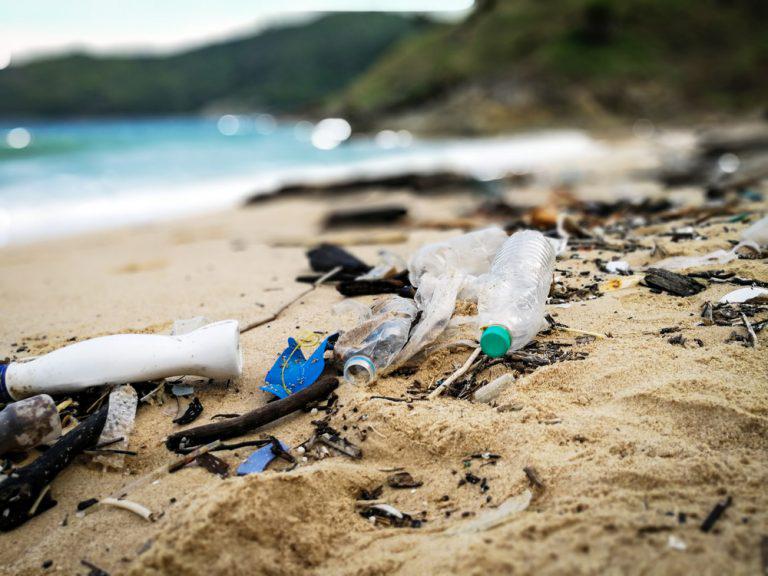 Welcome To Hawaii S Plastic Beach Ground Zero Of A Pollution Crisis