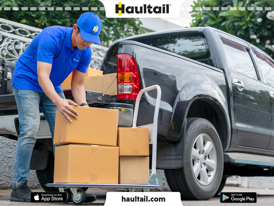 https://www.haultail.com/wp-content/uploads/2021/05/haultail_pickup_delivery.jpeg